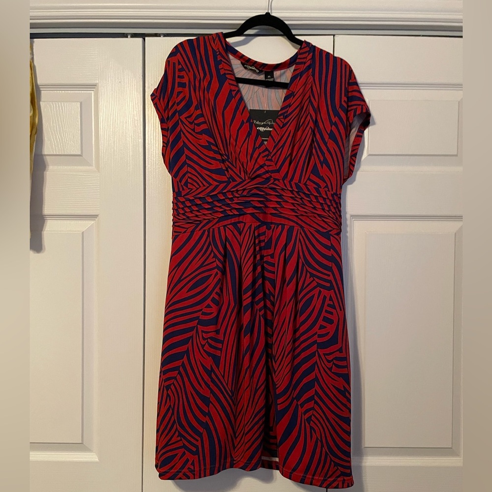 NWT womens Millenium v neck zebra stripe dress